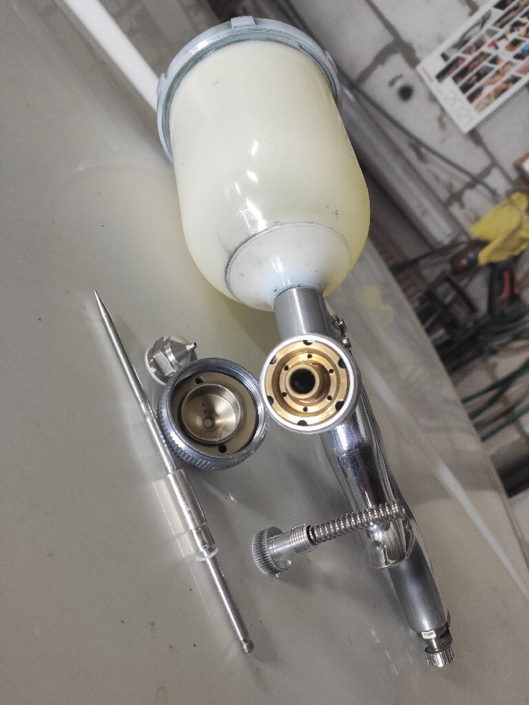 Pistolet lakierniczy Air Gunsa AZ3 HTE2 Dysza 1.3 Dynów Kup teraz