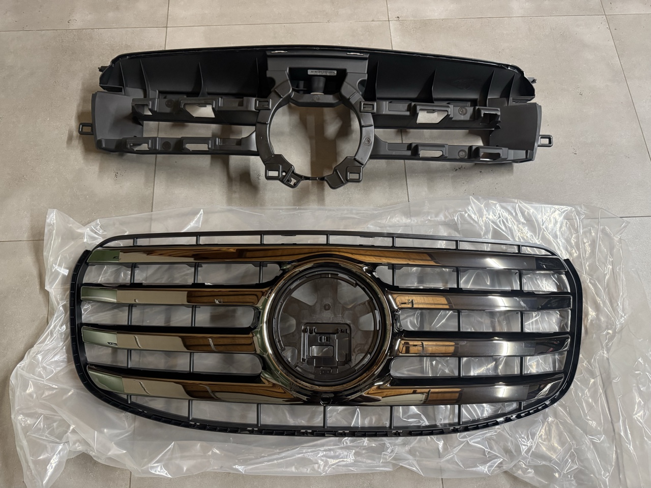 MERCEDES-BENZ GLS РЕСТАЙЛ X167 НОВИЙ РЕШІТКА ЧОРНИЙ ХРОМ A1678882201 