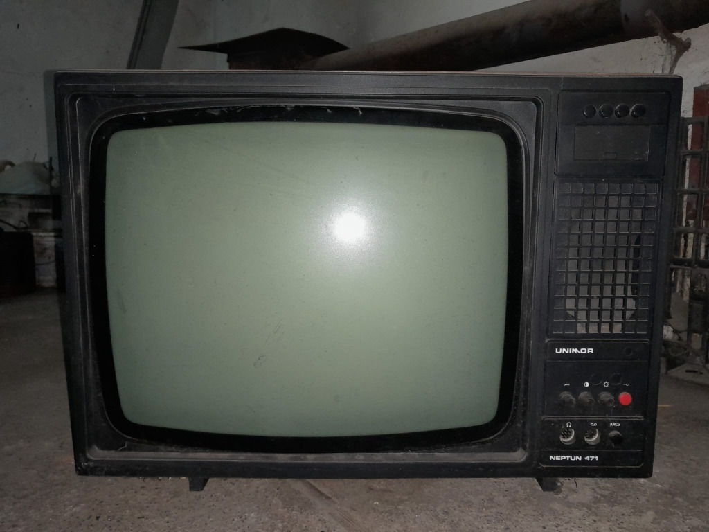 Unimor Neptun 471 telewizor czarno biały sprawny | Tarnobrzeg ...