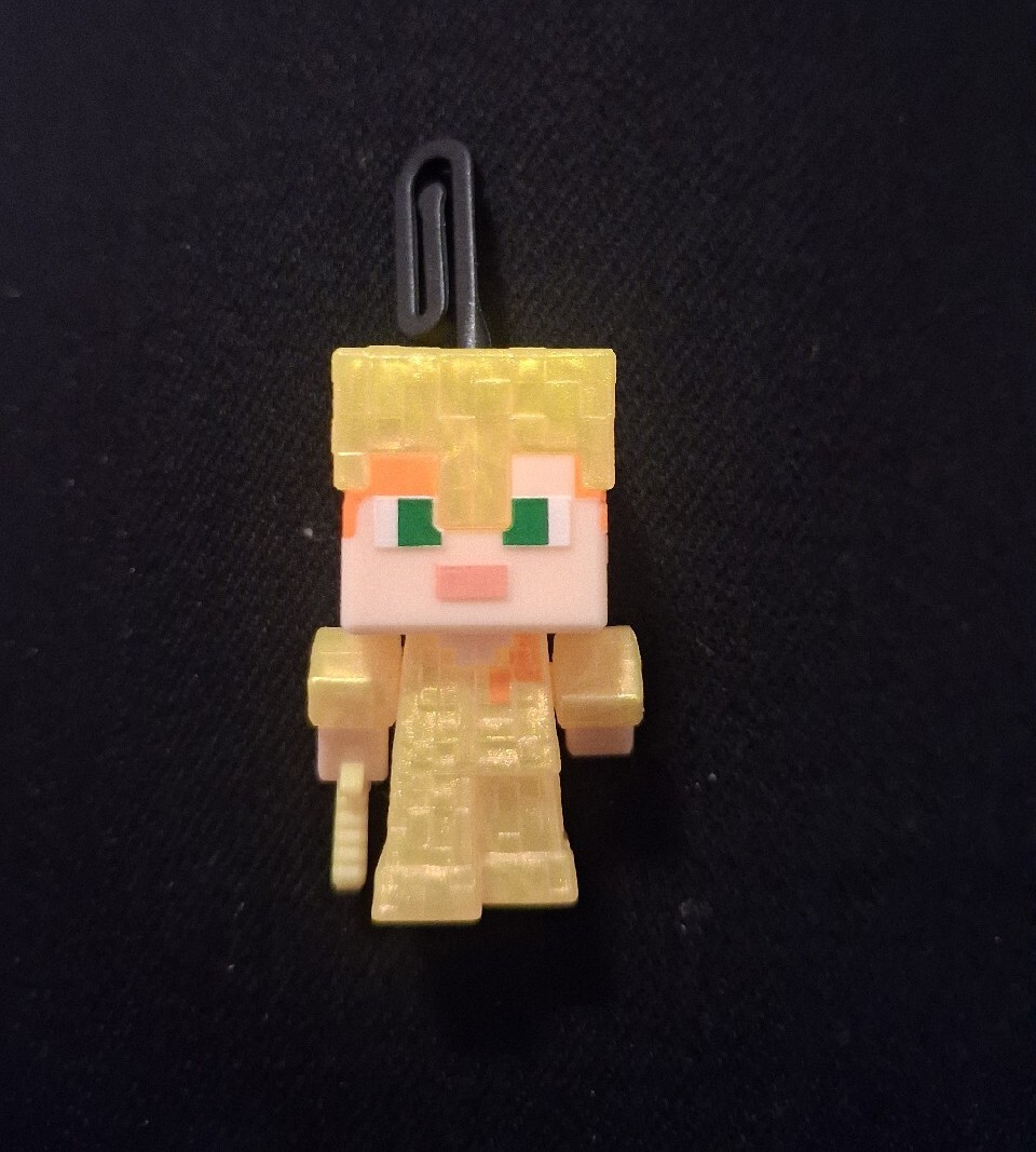 Figurka Kinder Joy Minecraft Funko Pop Alex złota zbroja zipper ...
