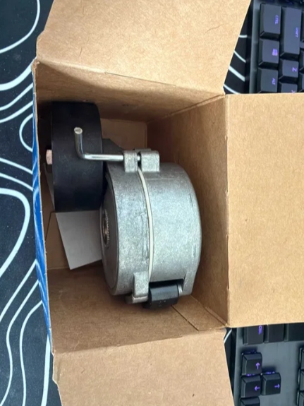 РЕМЕНЬ PK 6PK1845 / РОЛИК SKF VKM 34050 / НАТЯЖИТЕЛЬ РЕМНЯ SKF VKM 33133 