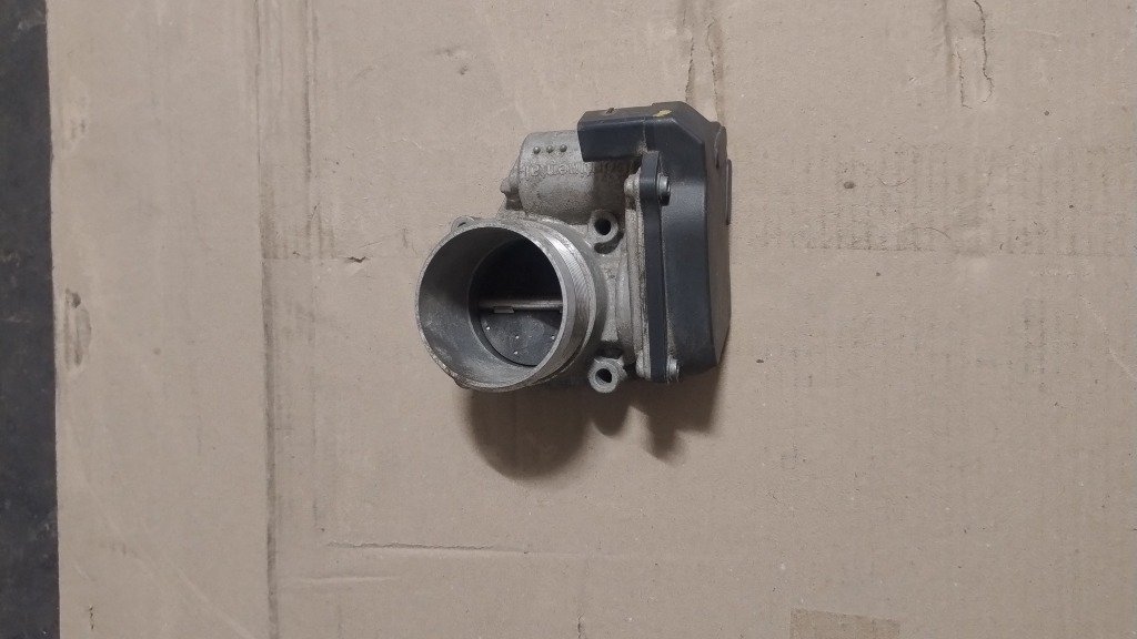 ДРОСЕЛЬНА ЗАСЛІНКА VW AUDI SKODA 06F133062Q A2C53390403 