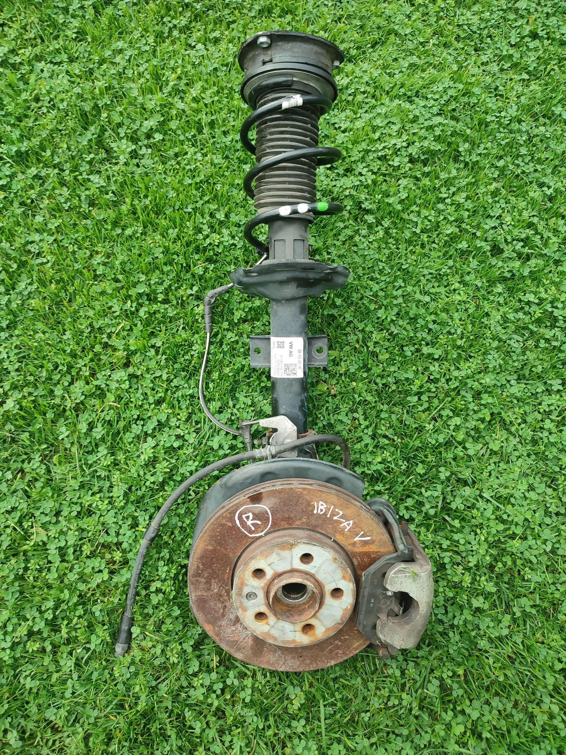 ПОВОРОТНИЙ КУЛАК MCPHERSON ПРАВИЙ PRZOD1.0TSI 2Q0413031AN IBIZA V POLO VI T-CROSS 