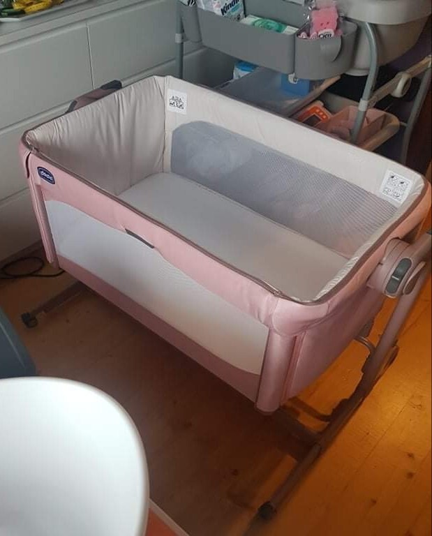 Łóżeczko dostawka kołyska chicco next2me magic Krzeszowice Kup