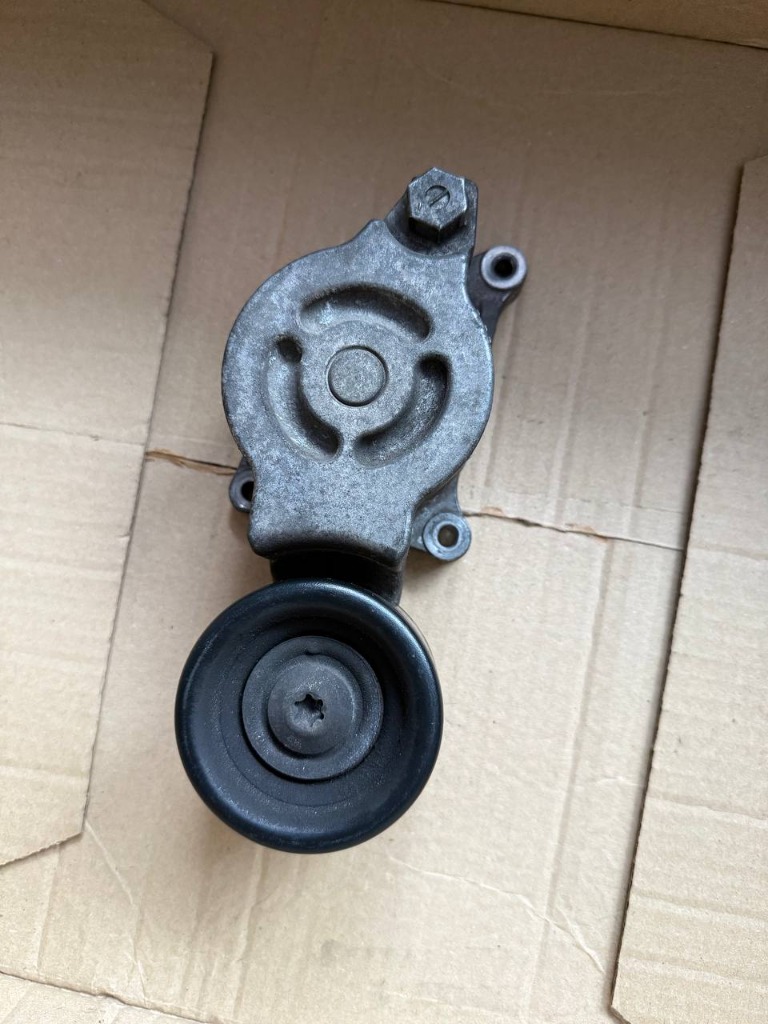 НАТЯГУВАЧ РЕМНЯ ПОЛІКЛИНОВОГО MICRO MAZDA 3 6 CX-7 2.2 MZR CD OE R2AA15980 
