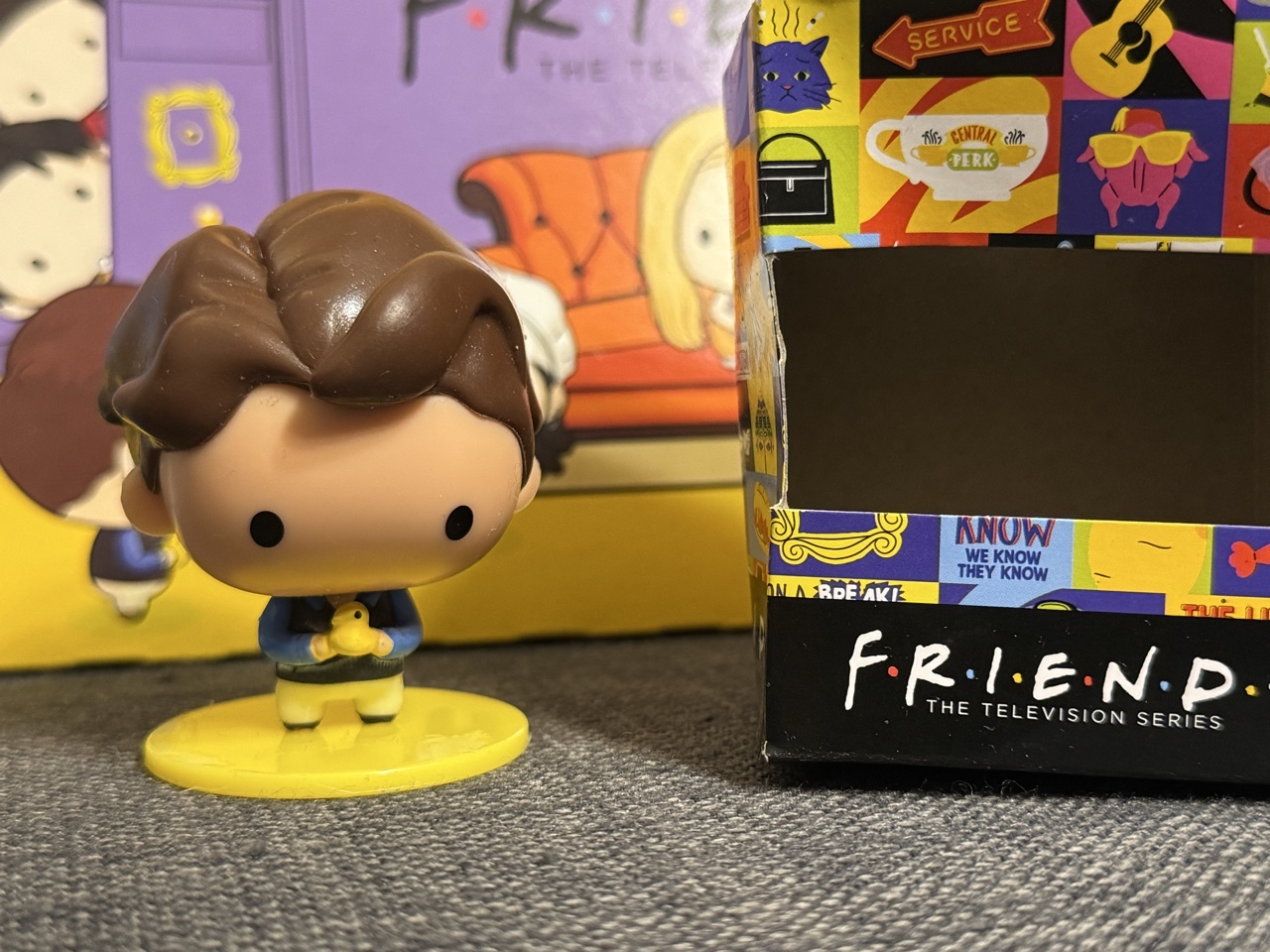 Picture of Figurka Friends Chandler McDonald's Hiszpania pudełko- przyjaciele ...