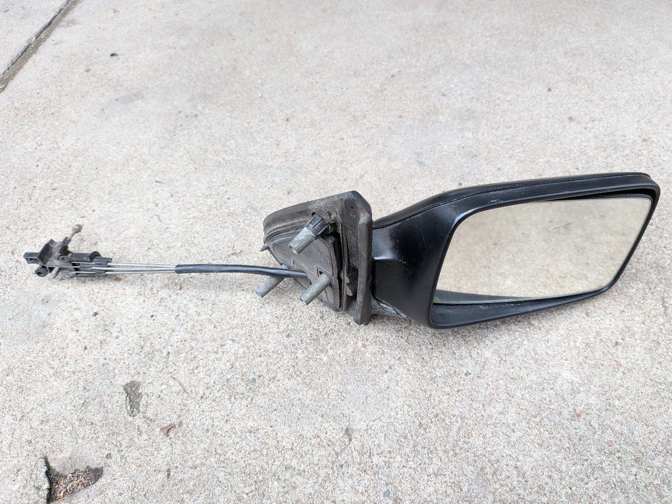 ДЗЕРКАЛО ПРАВЕ VW GOLF 3 / VENTO 055010R 