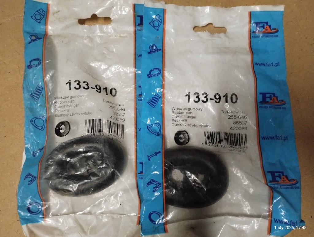 КРІПЛЕННЯ ВИПУСКУ ГУМА 133-910 FORD FIESTA FORD 6827033, FORD 6882943 