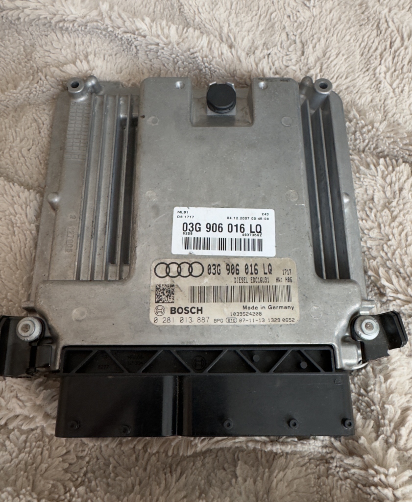 БЛОК КЕРУВАННЯ КОМП'ЮТЕР ECU ДВИГУНА AUDI A4 B7 2.0 TDI 03G906016LQ 