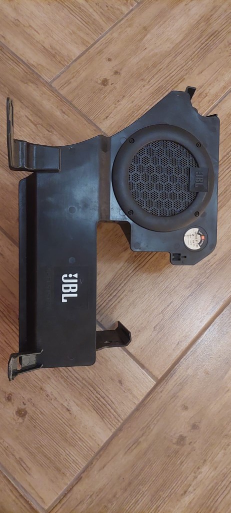 САБВУФЕР JBL PEUGEOT 407 9650581780 