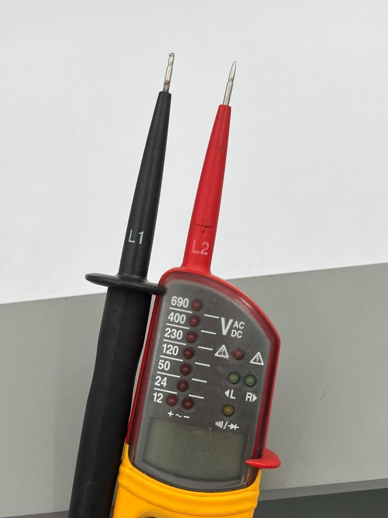 Tester napięcia FLUKE T120 690V AC/DC LCD, Okazja! Sosnowiec Kup