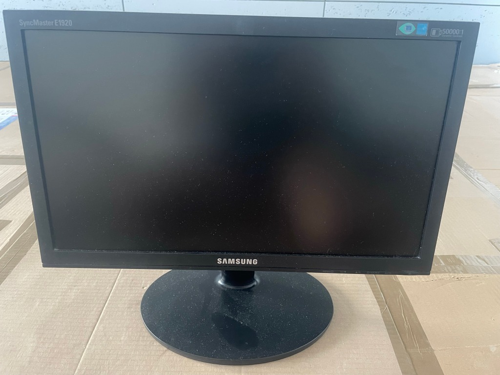Monitor SAMSUNG 19" czarny SyncMaster E1920 | Katowice | Kup teraz na ...