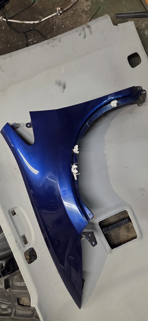 КРИЛО CIVIC VIII UFO HB 3D B548P 