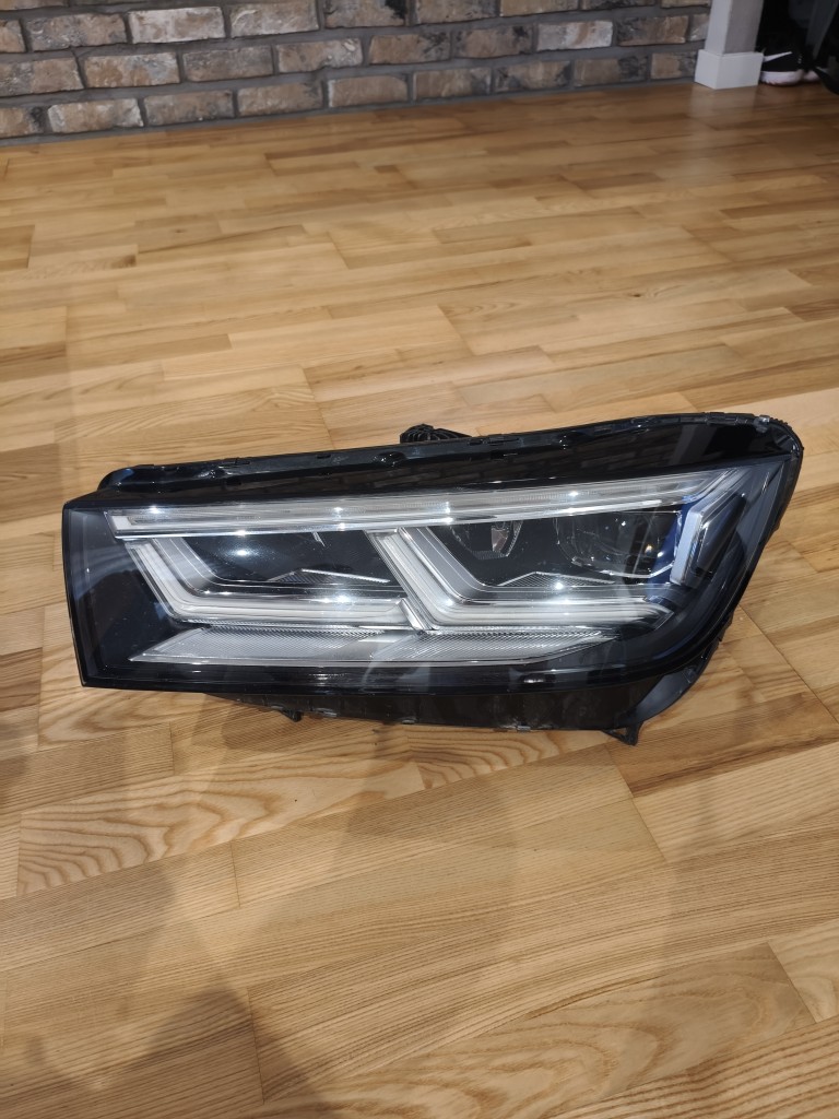 ФАРА ЛІВА AUDI AQ5 2017 