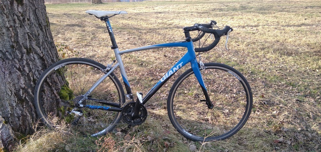 rower szosowy giant defy 3
