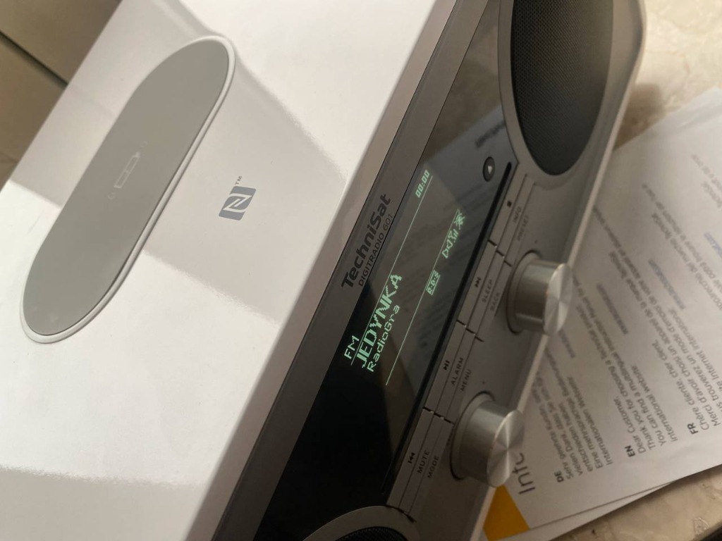 Radio Technisat 601 DAB+ FM CD, WiFi, białe Warszawa Licytacja na