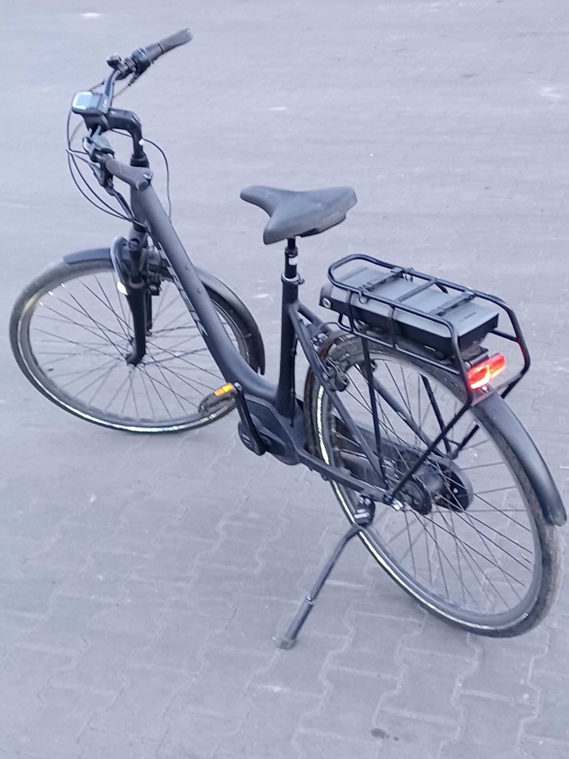 Rower elektryczny Trek/ Bosh Dąbrowa Górnicza Kup teraz na Allegro