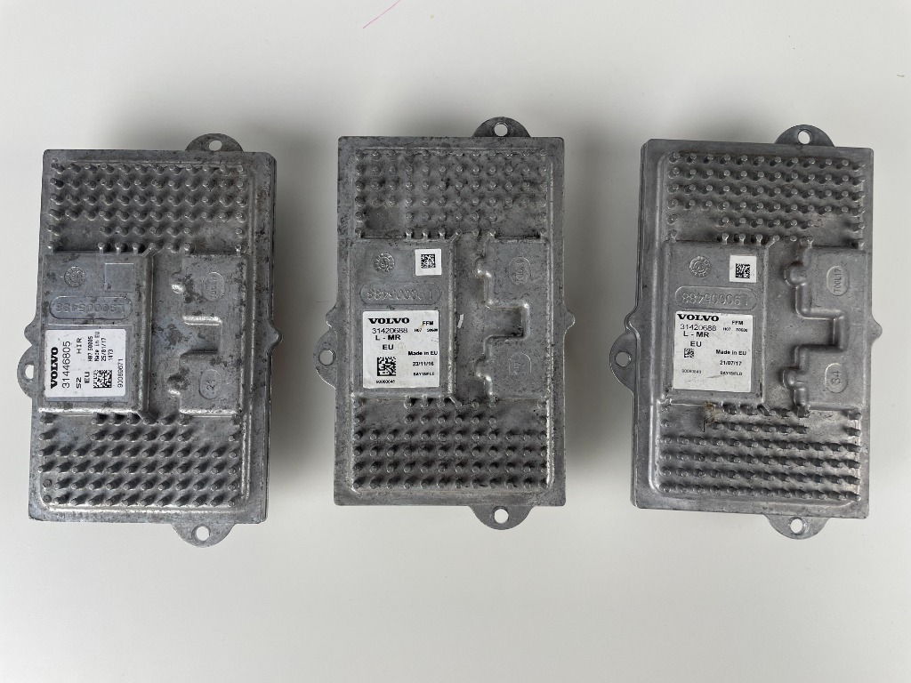 МОДУЛЬ MID-LED VOLVO S90 / V90 31446805, 31420688 