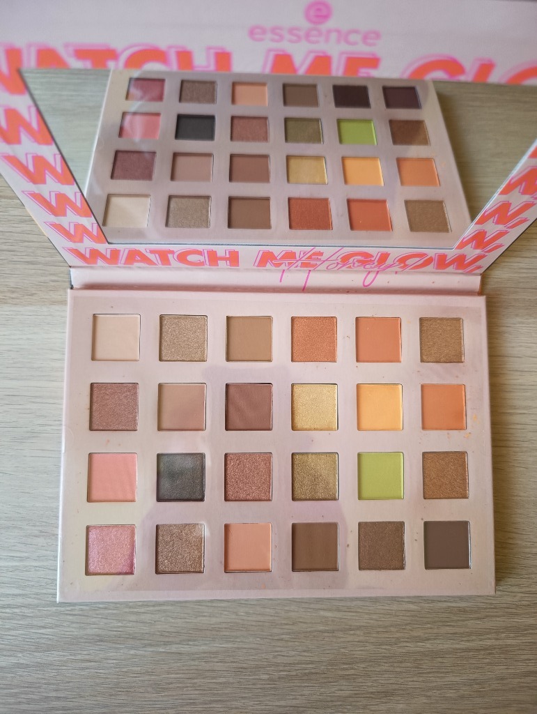 Paleta cieni Essence Watch Me Glow Honey | Zduńska Wola | Kup teraz na ...