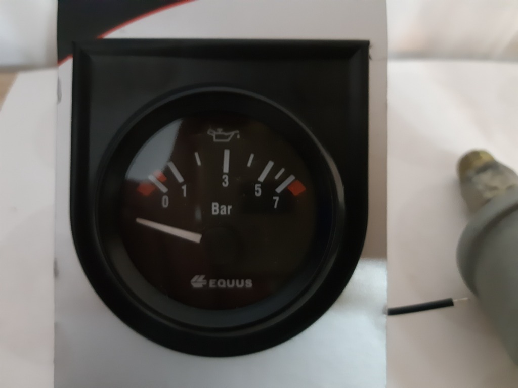 Wskaznik ciśnienia oleju Equus gauge zegar baromet Bychawa Kup