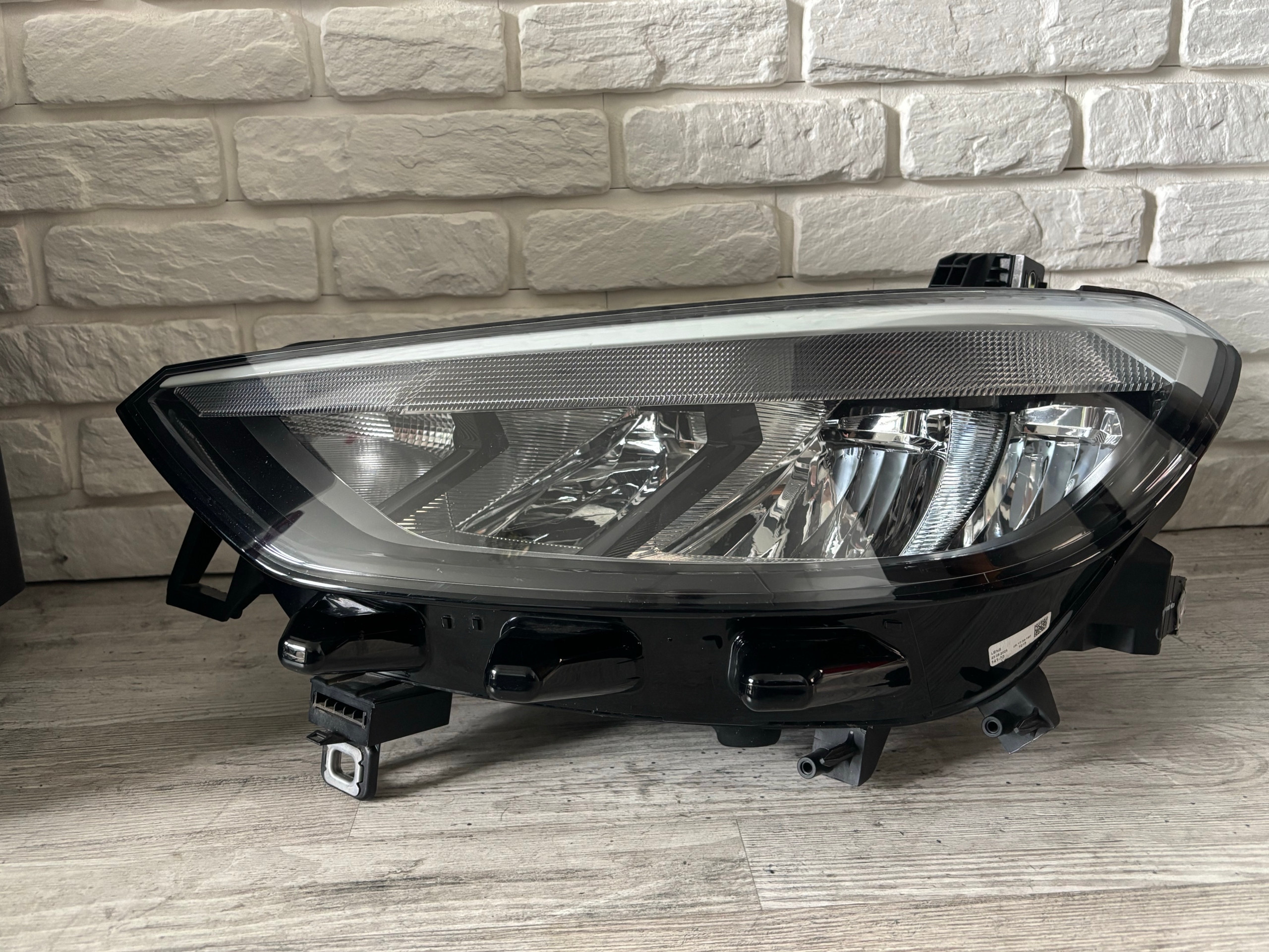 ФАРА ФАРА ЛІВА ПЕРЕДНЯ VOLKSWAGEN VW ID3 ID.3 10B941005C 2020-> 