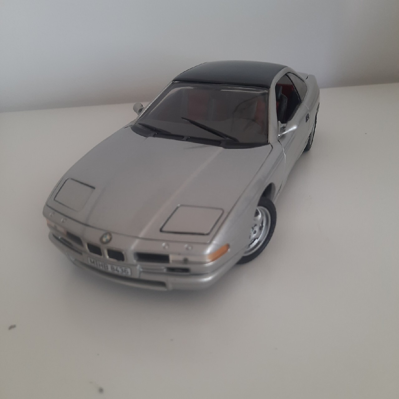 Bmw 850csi Revell 1 18 Srebrne winouj cie Kup Teraz Na Allegro