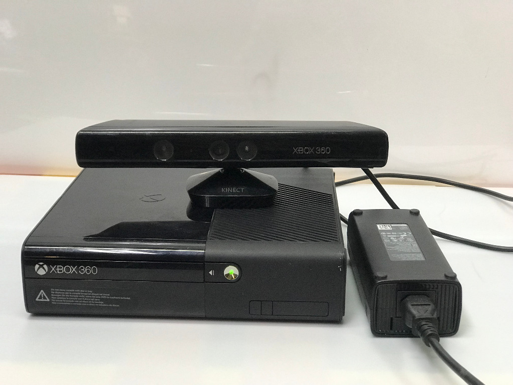 Konsola Xbox 360 E Model 1538 Jelenia Góra Kup teraz na Allegro