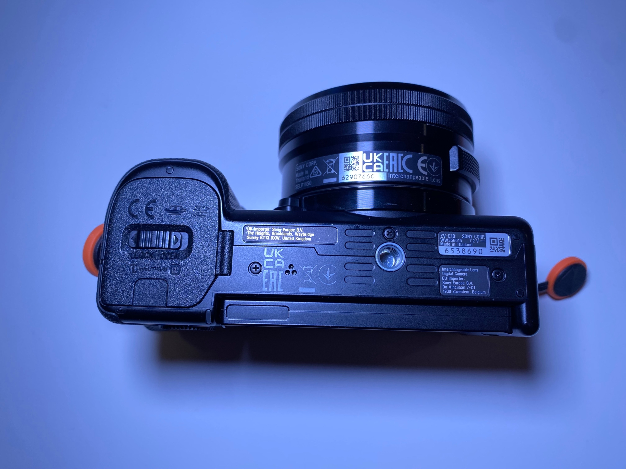 【ジャンク】SONY zve10 Камера sony zv- e10 4k[комплект] Купить в Украине: б/у разборка