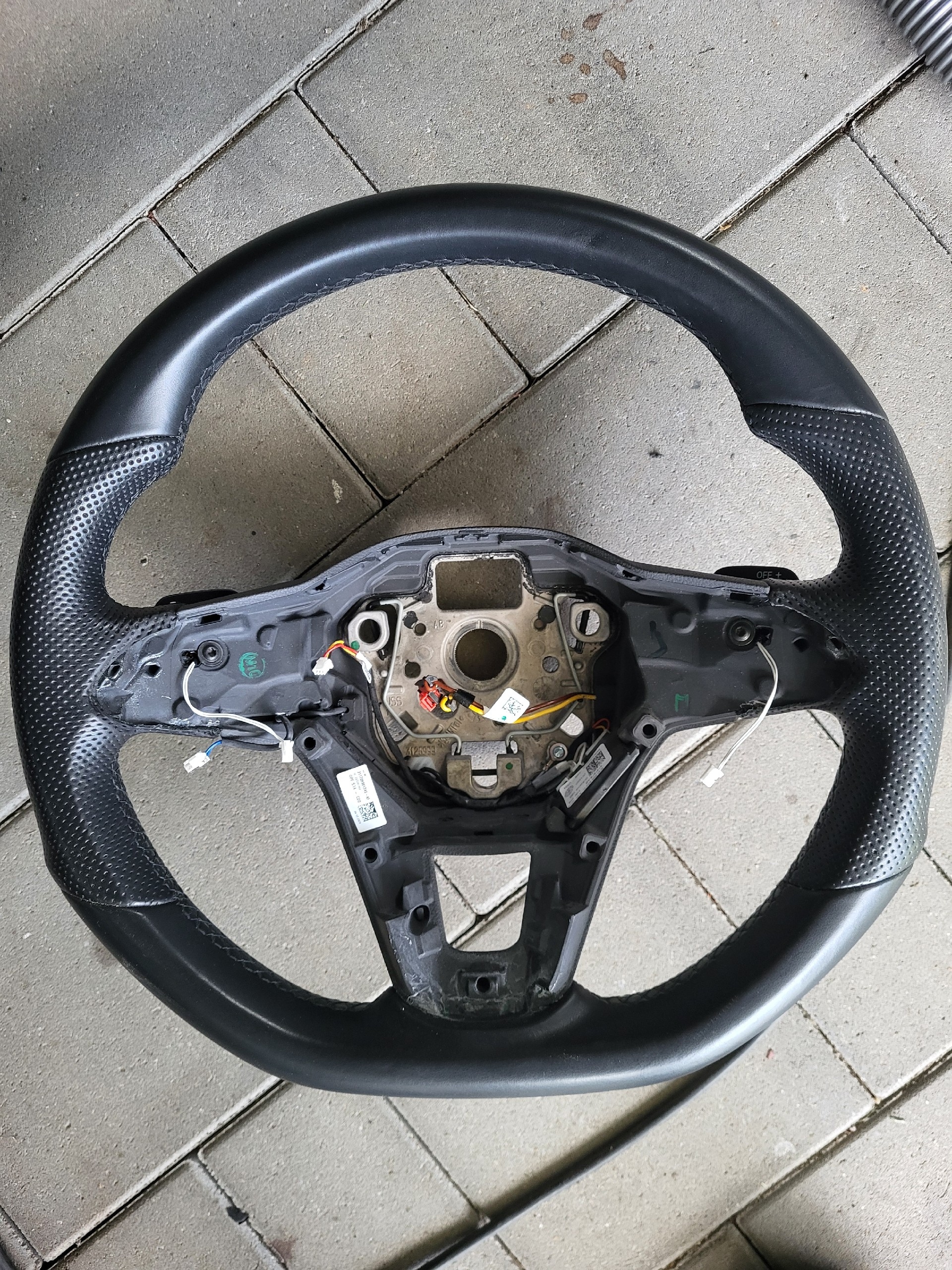 КЕРМО ІДЕАЛЬНЕ GOLF 8 GTI З ОБІГРІВОМ ЛОПАТКІ 311708981340-AF 