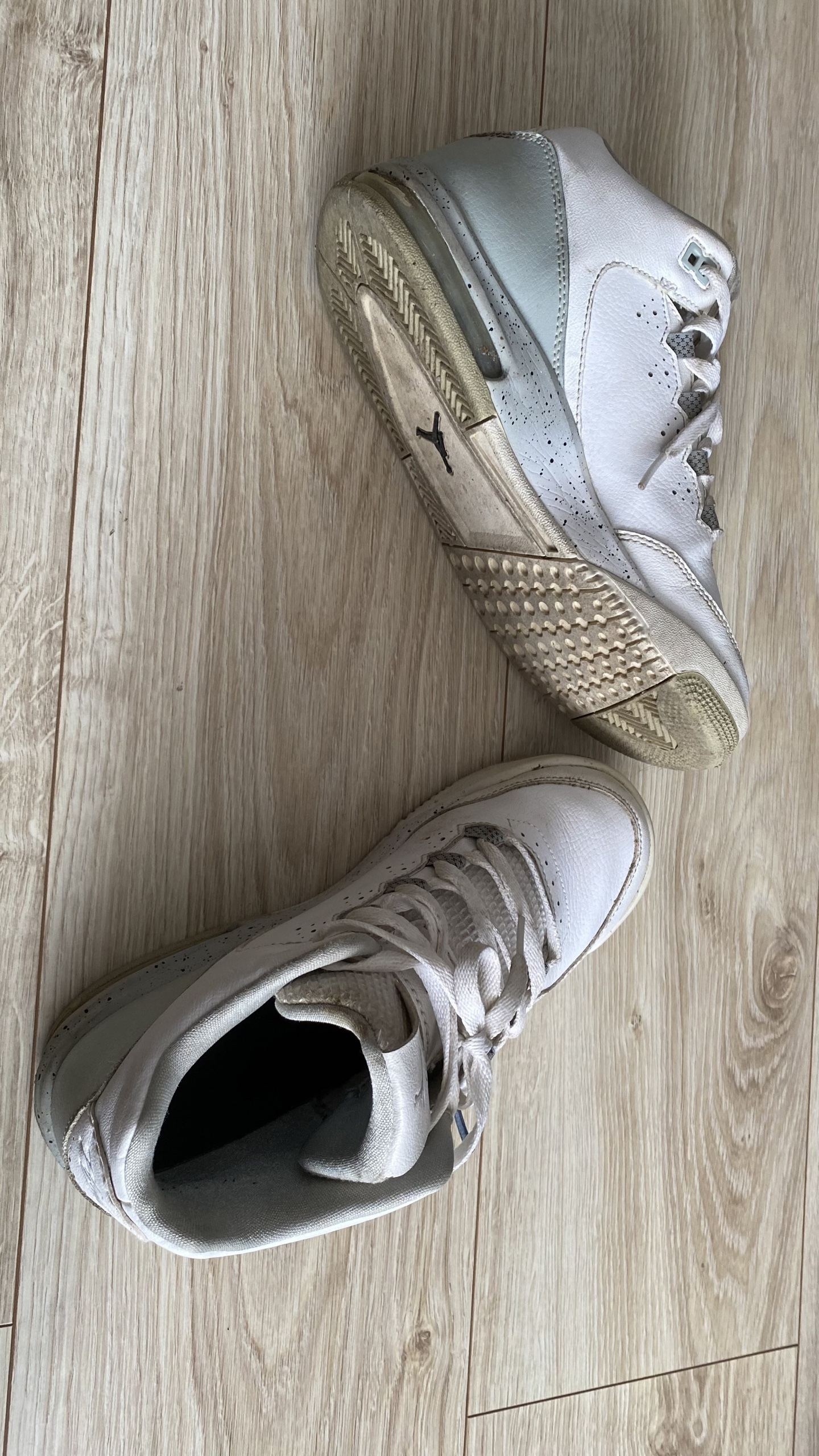 jordan flight origin 3 grey