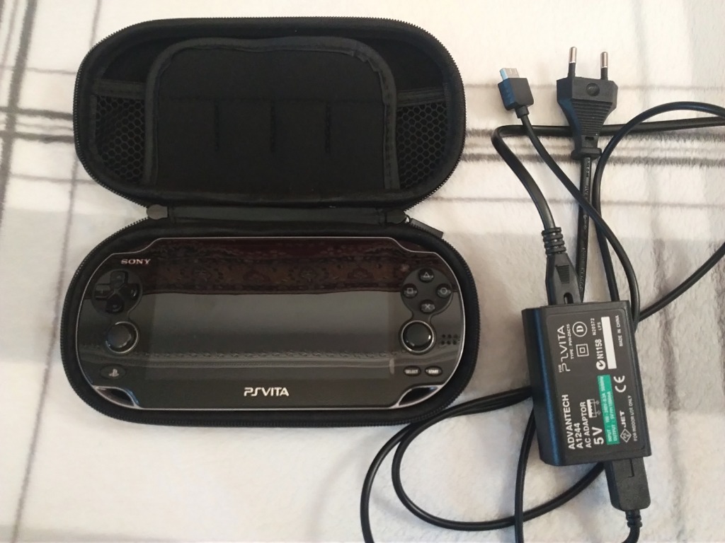 Sony Ps Vita pch1003 OLED 128 gb stan bdb Siedlce Kup teraz na