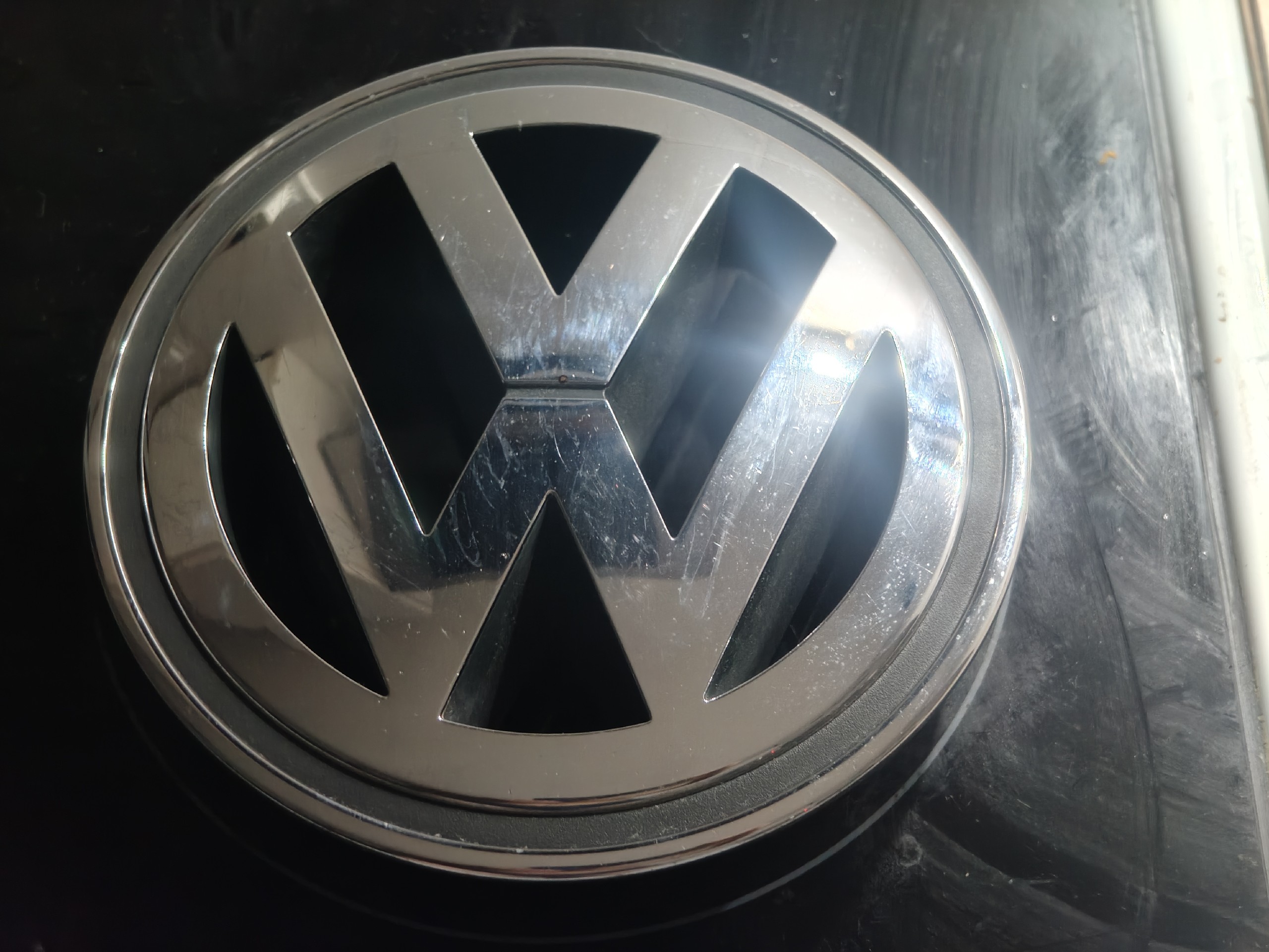 НОВИЙ ЗНАЧОК VW GOLF ПАСАТ TIGUAN 3C0853600A 1K5853600 