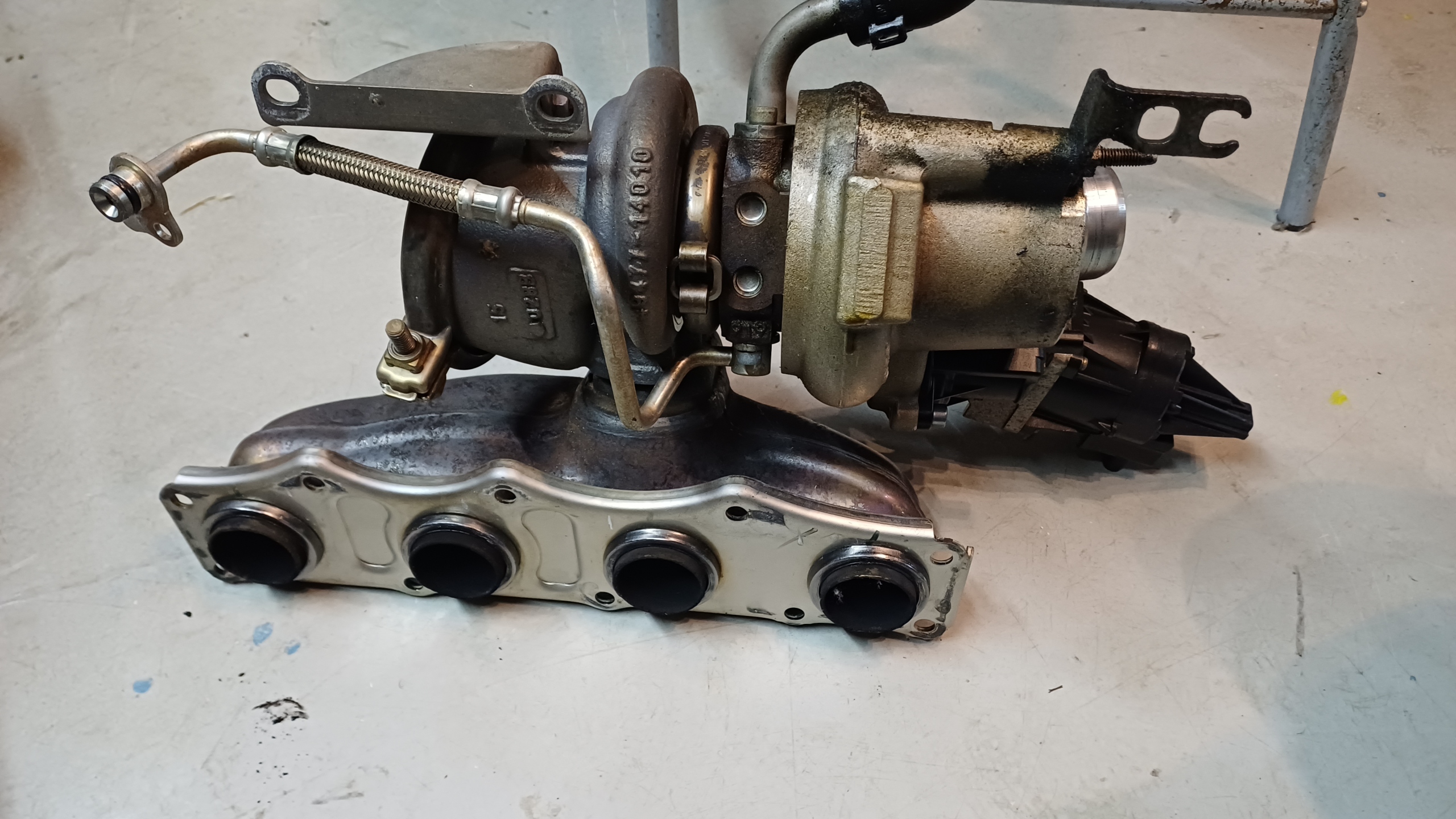 BMW F20 F30 F31 F34 F10 N20B20 320I ТУРБОКОМПРЕСОР КОМПЛЕКТ 7634486 