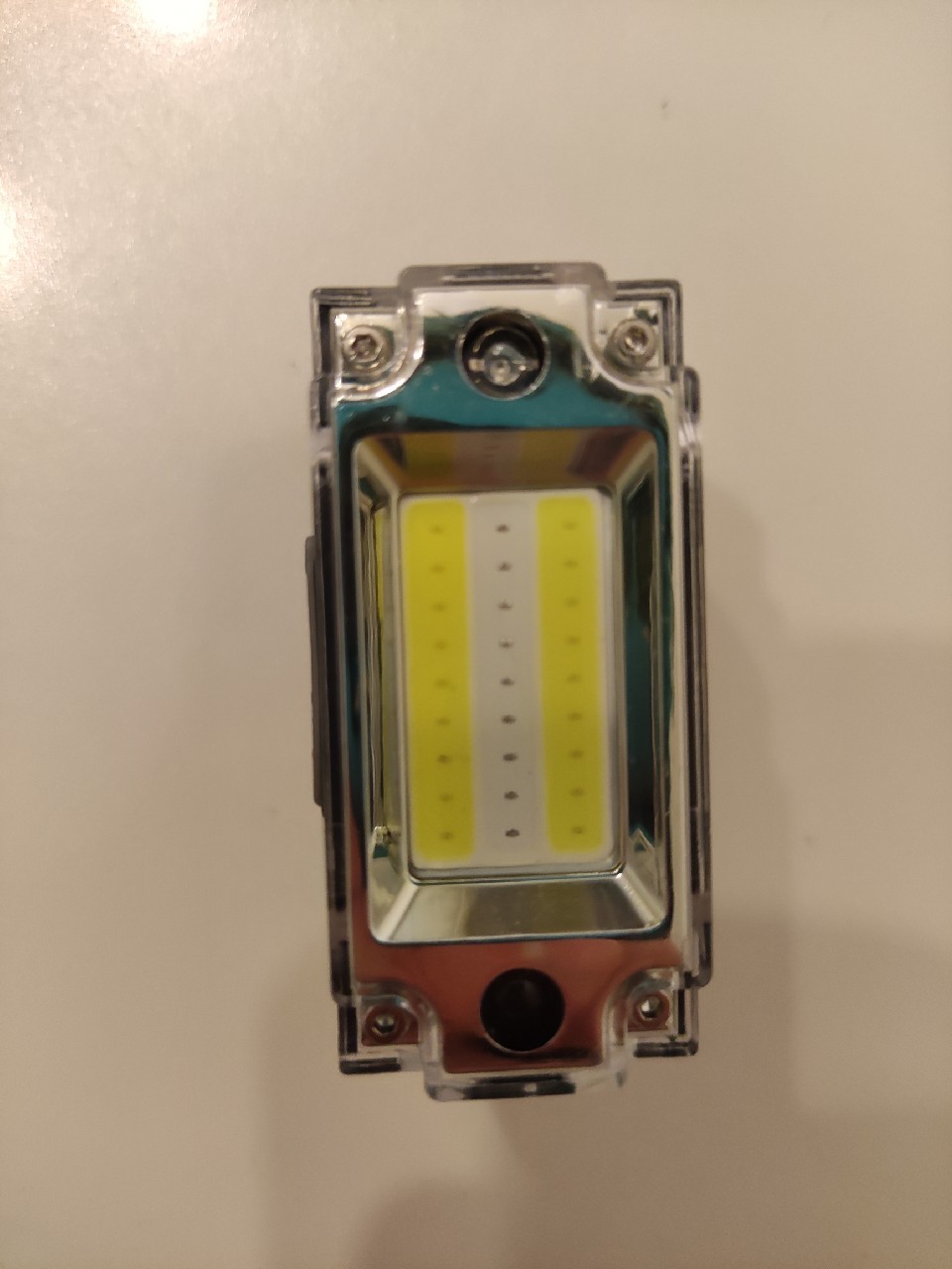 ЛІХТАРИК ЛОБОВЕ T133 Z WBUDOWANYM AKUMULATOREM USB-C, ДАТЧИК РУХУ 