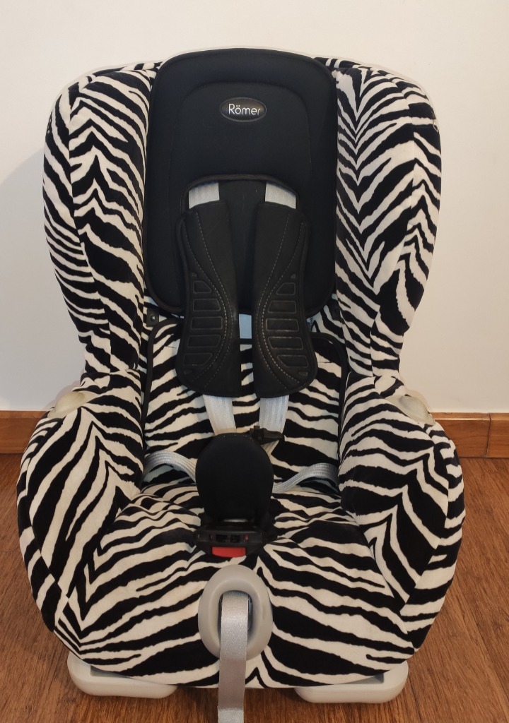Britax zebra top