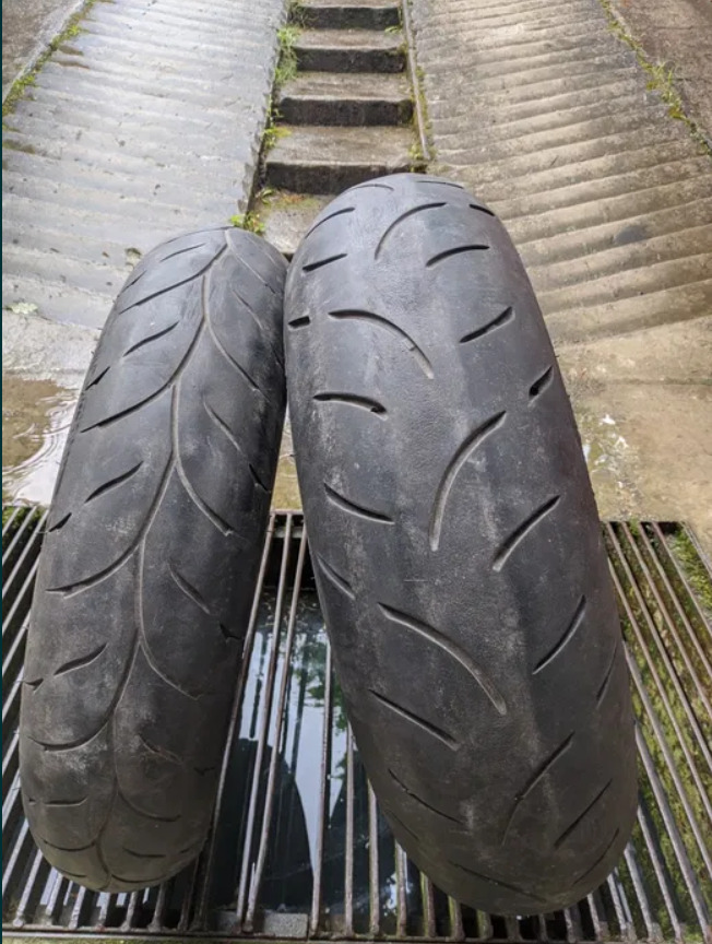 Opony Dunlop 160 60 17 1 60 17 Piaseczno Kup Teraz Na Allegro Lokalnie