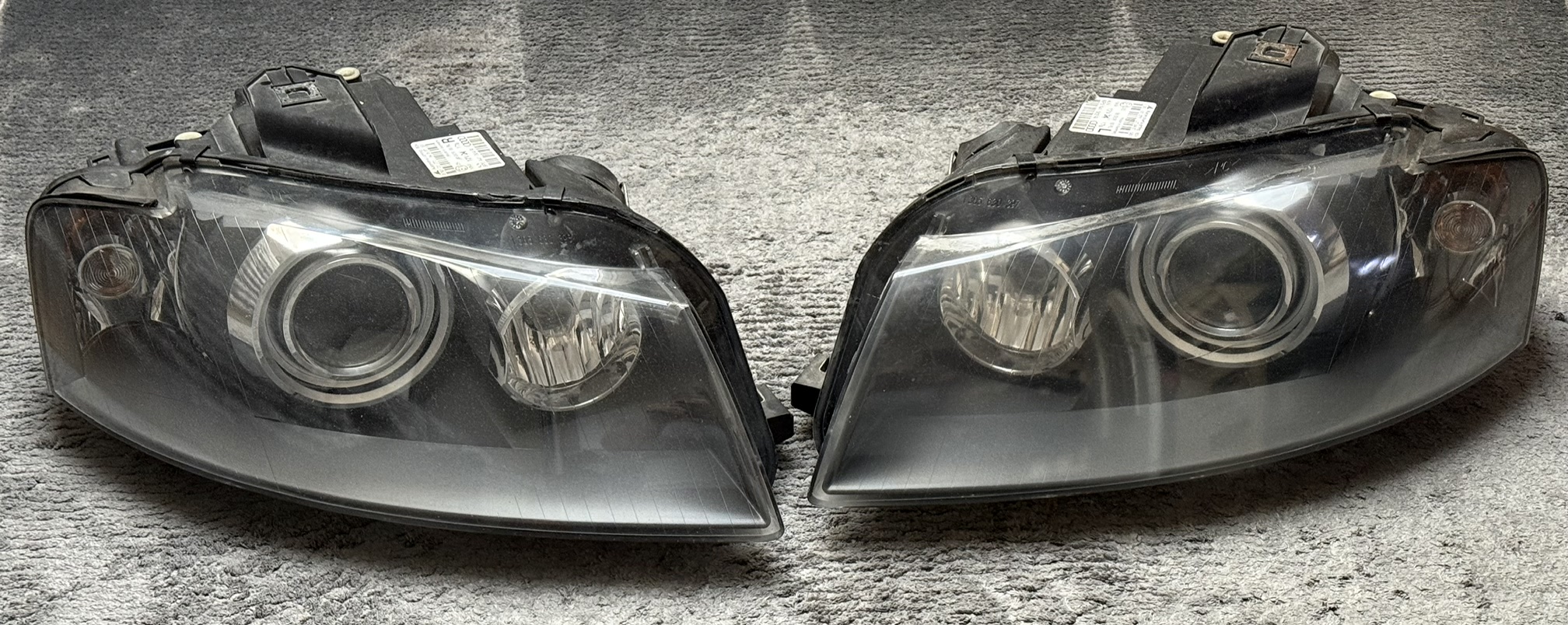 AUDI A3 8P ФАРА BI-XENON ПЕРІД EU ЛІВА + ПРАВА 8P0941003R + 8P0941004R 