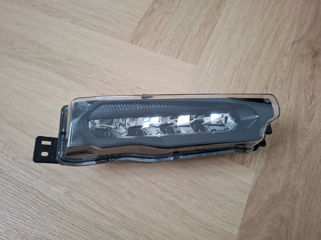 BMW X3 G01 X4 G02 17R- ГАЛОГЕН LED (СВІТЛОДІОД) ХОДОВІ ВОГНІ ДХВ ПРАВИЙ ПЕРЕДНІЙ 1NB01281006 