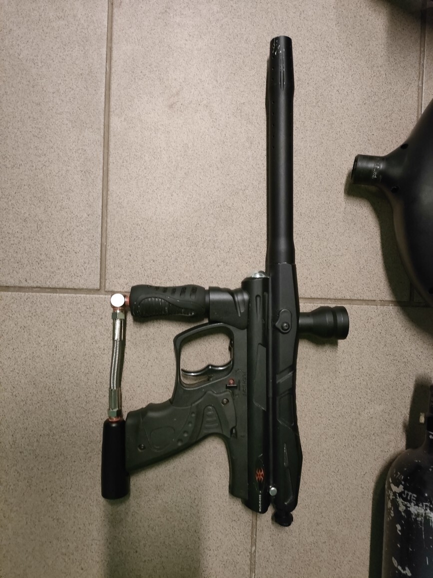 Super komplet do paintballa z markerem Empire Er3 Sucha Beskidzka