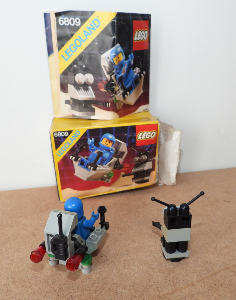 Zdjęcie oferty: LEGO LEGOLAND XT-T I DROID NUMER 6809 + PUDEŁKO