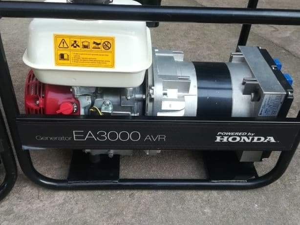 Licytacja Agregat prądotwórczy HONDA EA 3000 avr