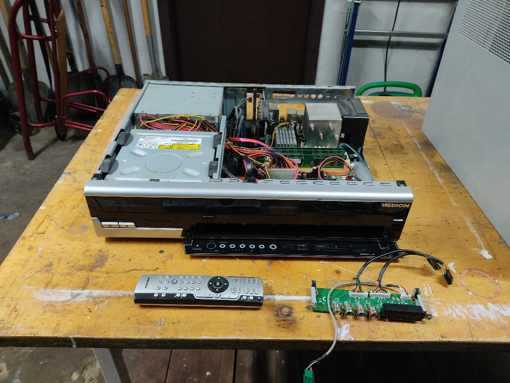 Scaleo E Medion Media Center VHS HTPC BielskoBiała Kup teraz na