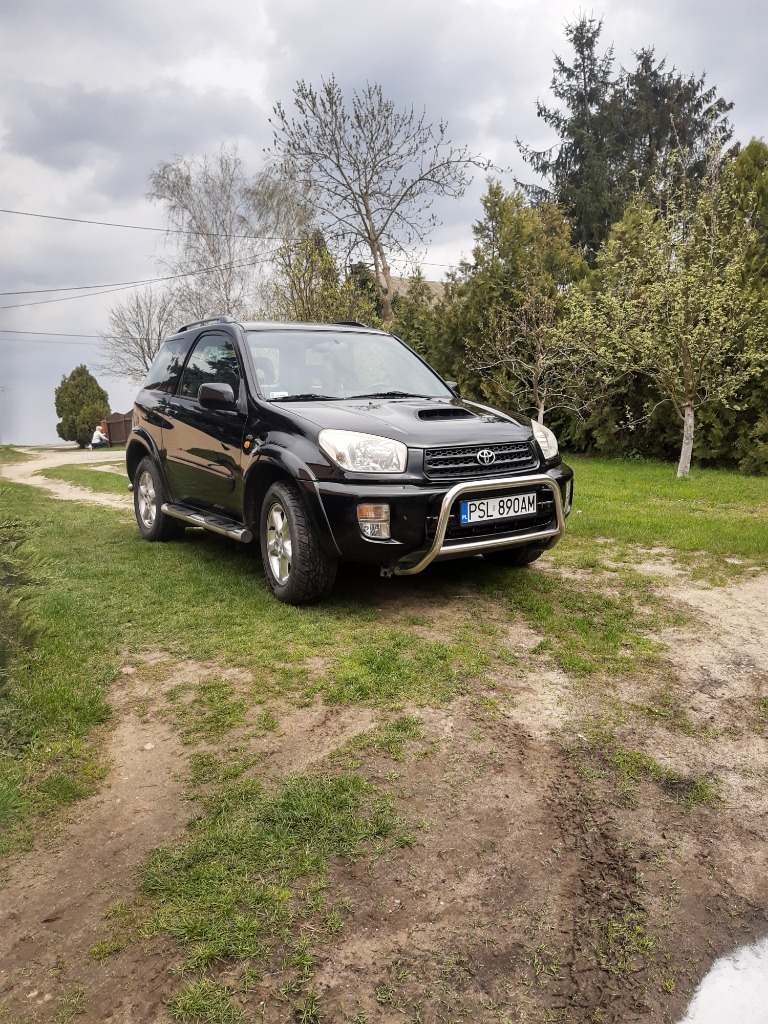 Toyota RAV4 3 drzwiowa Cena 14900,00 zł Ostrowite