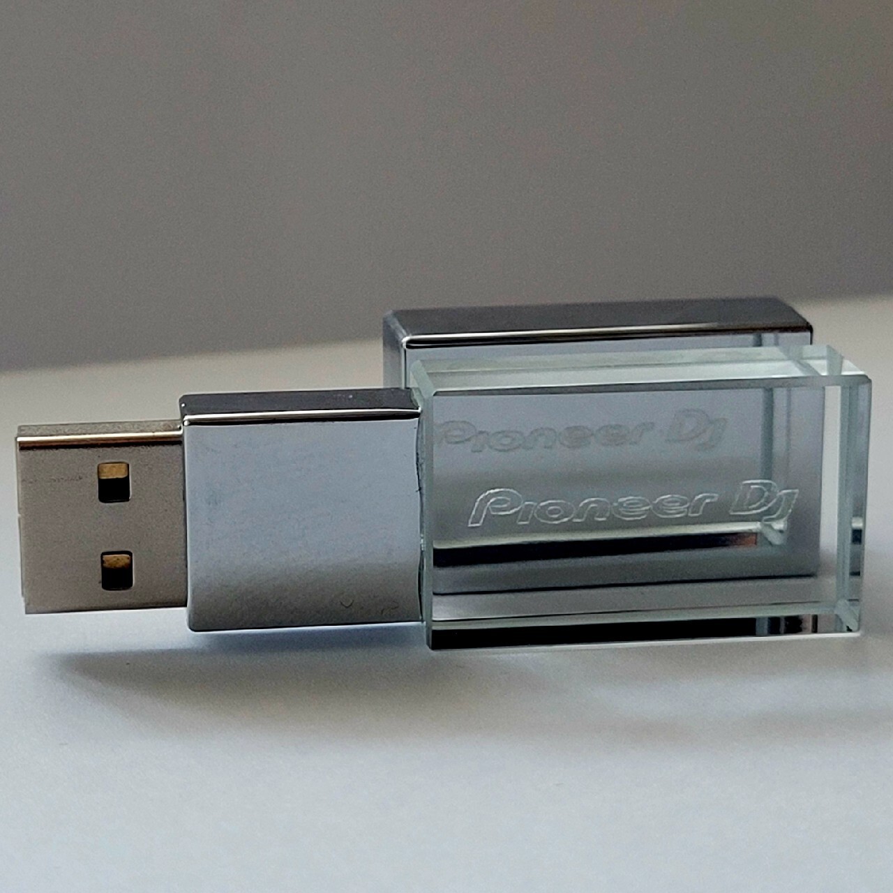 Pioneer dj usb pendrive 64gb cdj djm xdj xr led Drezdenko Kup teraz