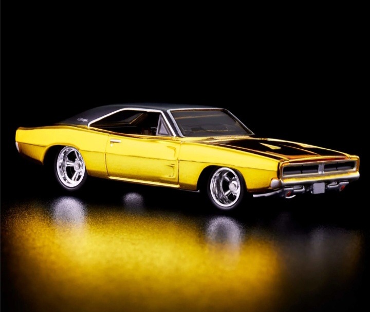 ミニカー Hot Wheels RLC 1969 Dodge Charger R/T s-l400.jpg