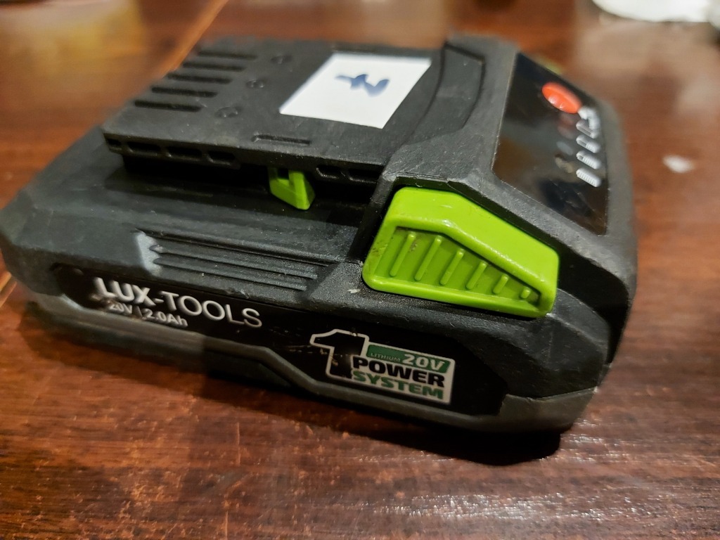Akumulator LUX-TOOLS 20V 2,0Ah Li-ion 2020r prod | Czechowice ...
