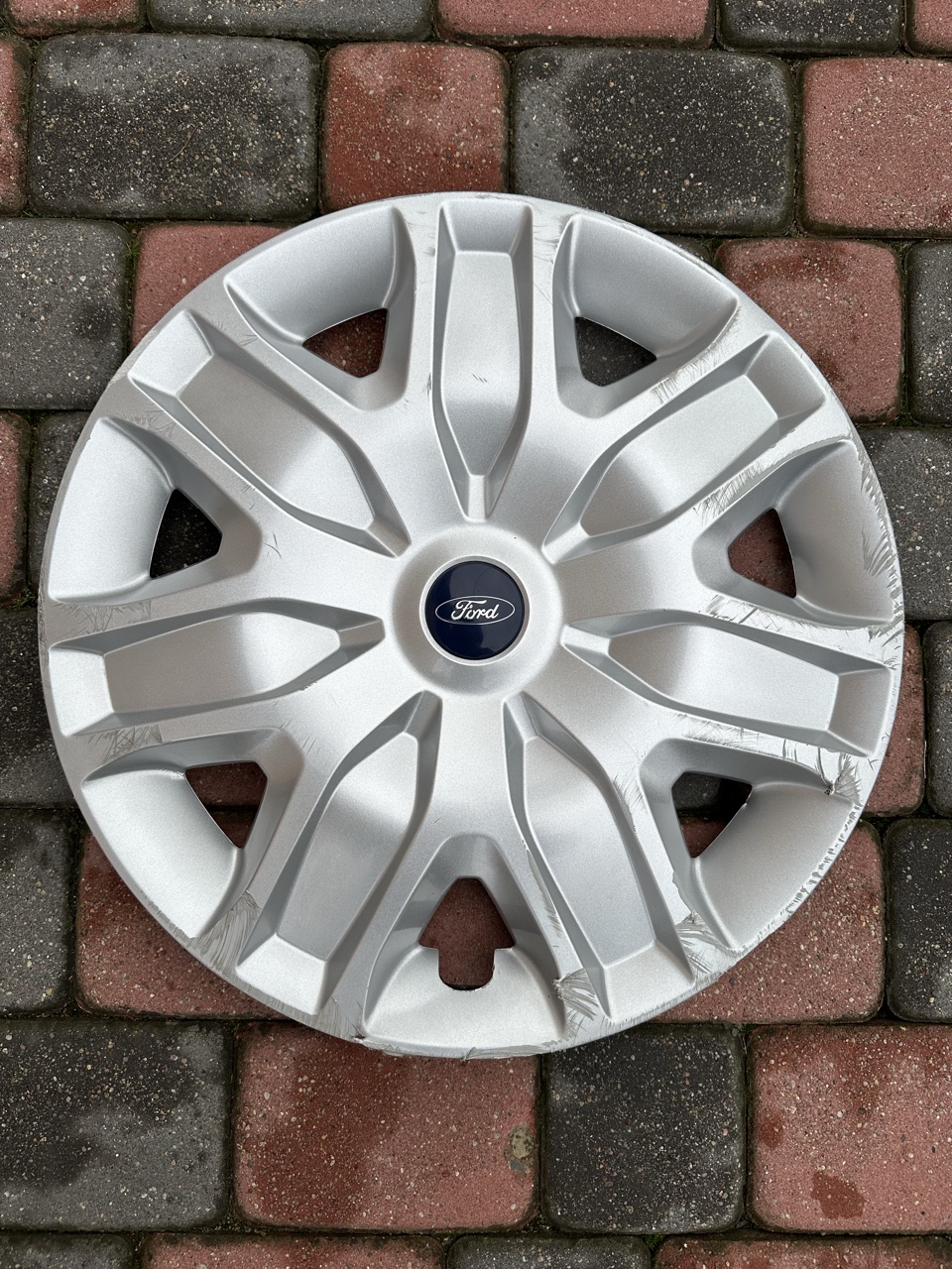 КОВПАК FORD 17 ДЮЙМИ EM2C-1130-B1A 