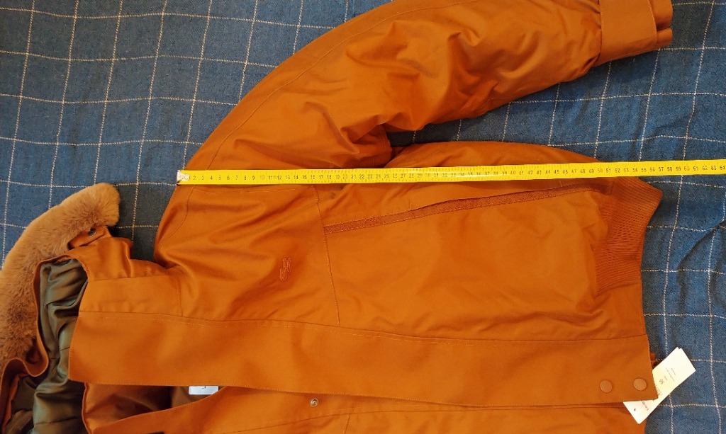 lacoste bh8400