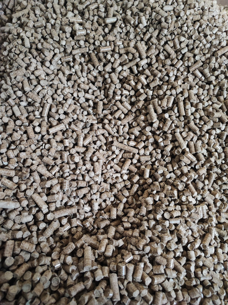 Pellet Pelet A1 w workach 15 kg , 6 mm Sokołów Małopolski Kup teraz na Allegro Lokalnie