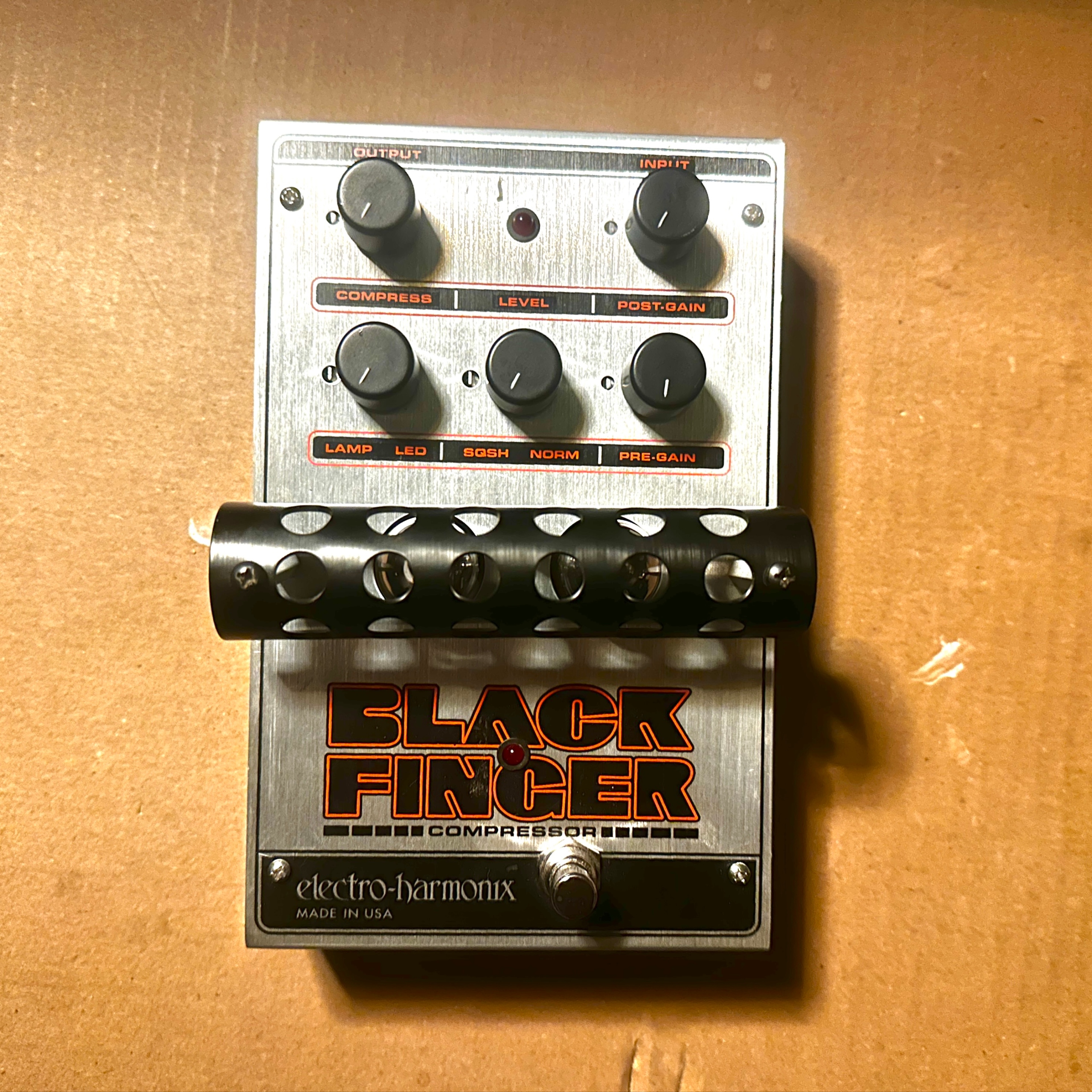 ELECTRO HARMONIX BLACK FINGER COMPRESSOR | Bochnia | Kup teraz na
